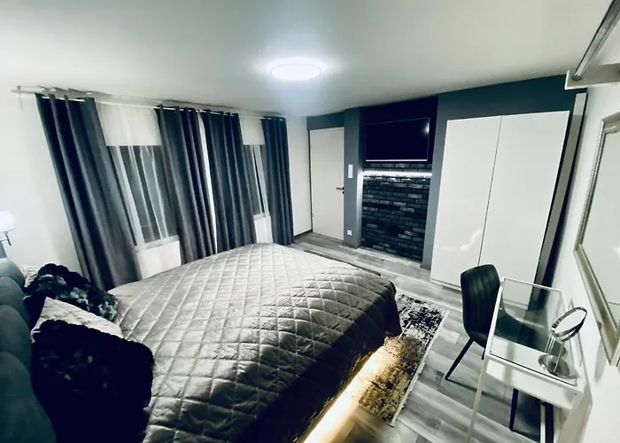 Trendy House 158